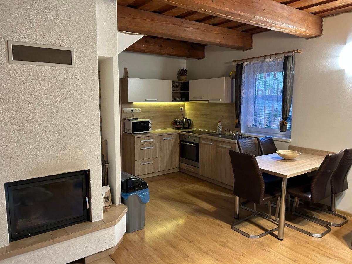 Chata pri jaskyni Bystrá Exterior foto
