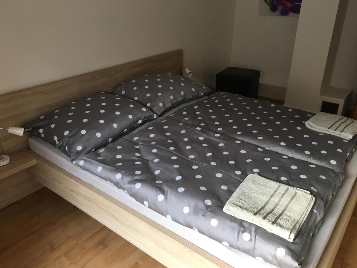 Chata pri jaskyni Bystrá Exterior foto